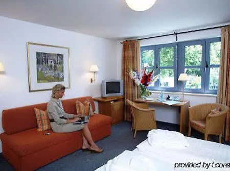 Zur Muehle 3* Ismaning