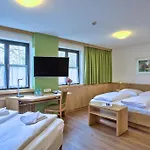 Zur Mühle 3* Ismaning