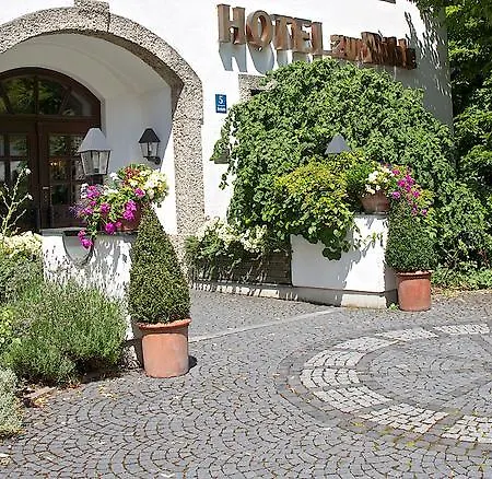 Zur Muehle Hotel