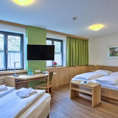 Zur Muehle 3* Ismaning