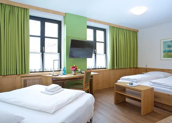 Zur Muehle 3*